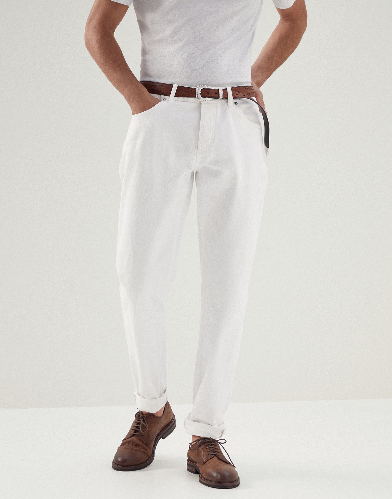Traditional fit five-pocket trousers