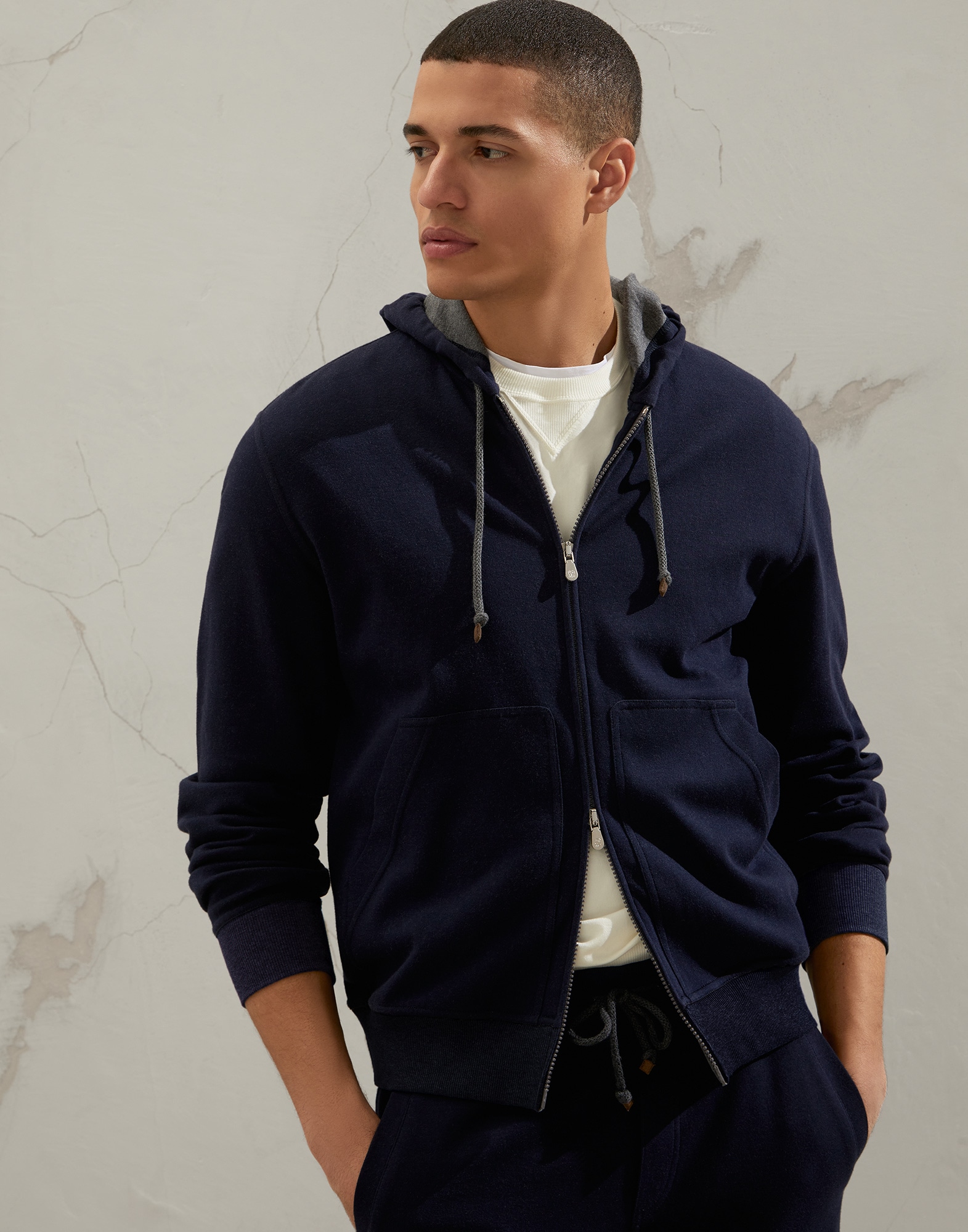 Sweatshirt - Front