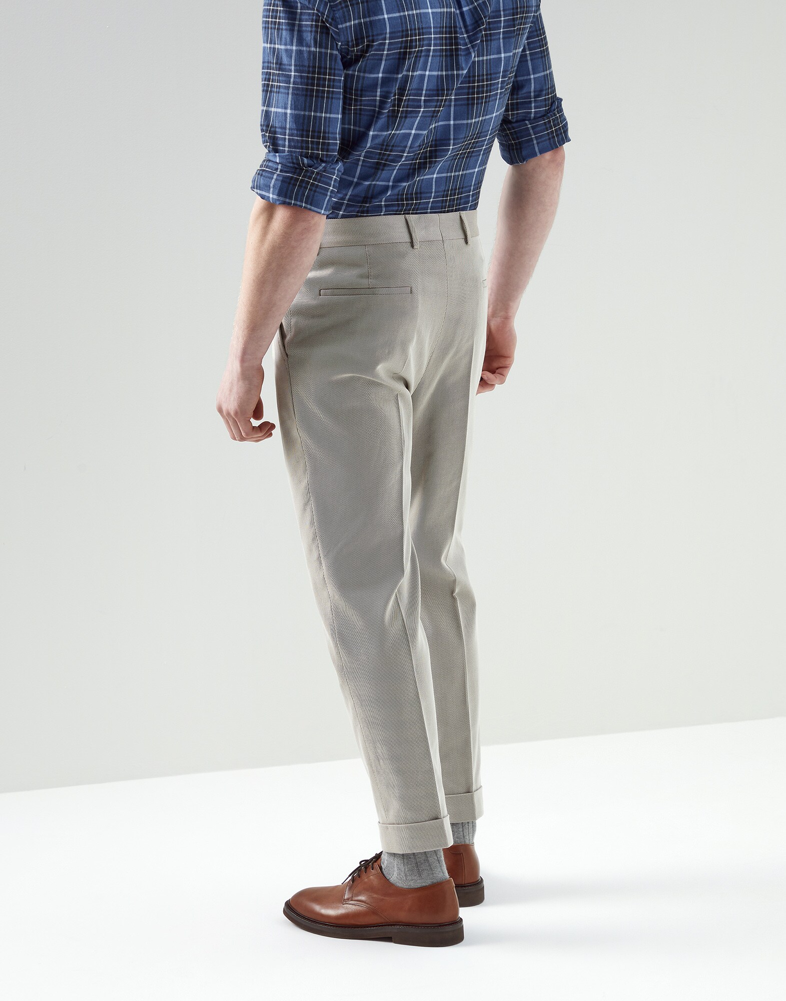 Pleated - Back view
