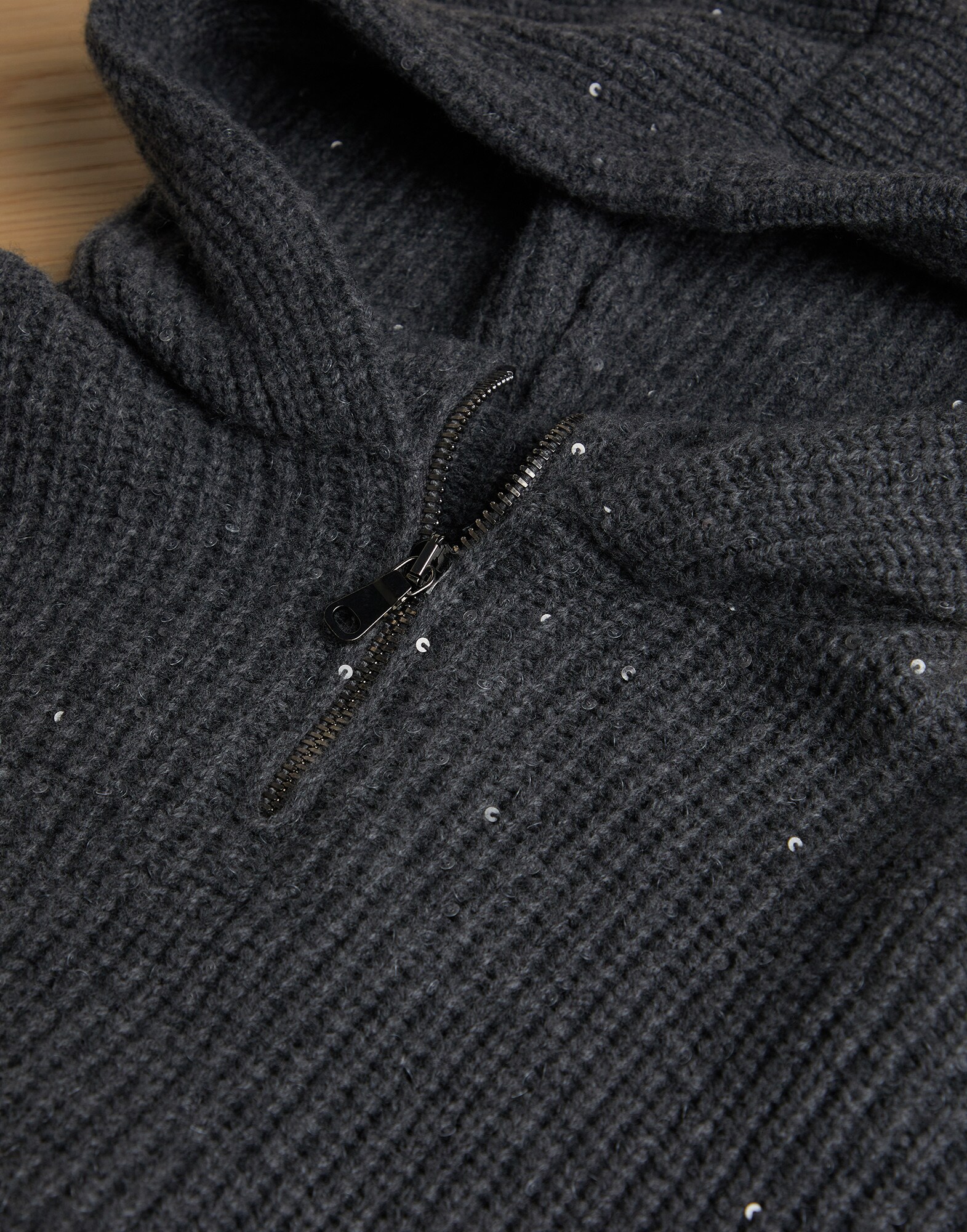 Poncho - Detail view