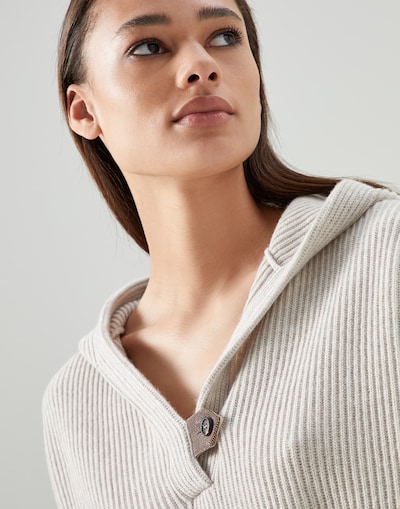 Hooded Sweater - Detail view