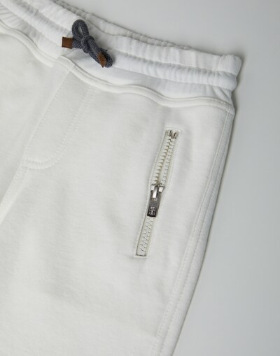 Bermuda Shorts - Detail view