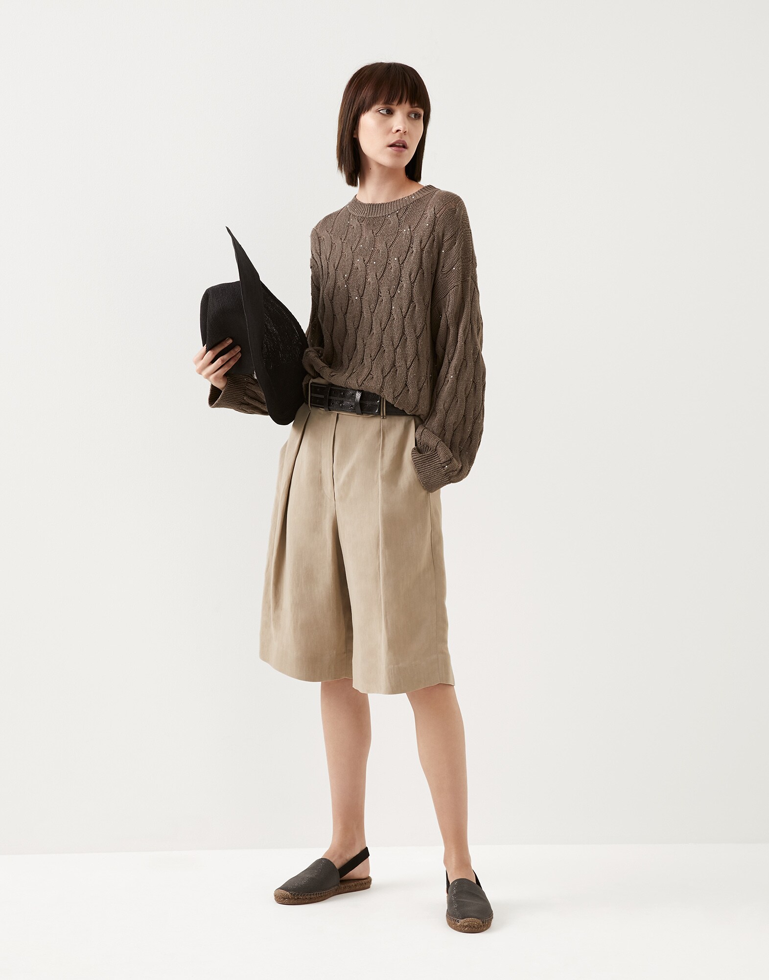 Crewneck Sweater - Full look
