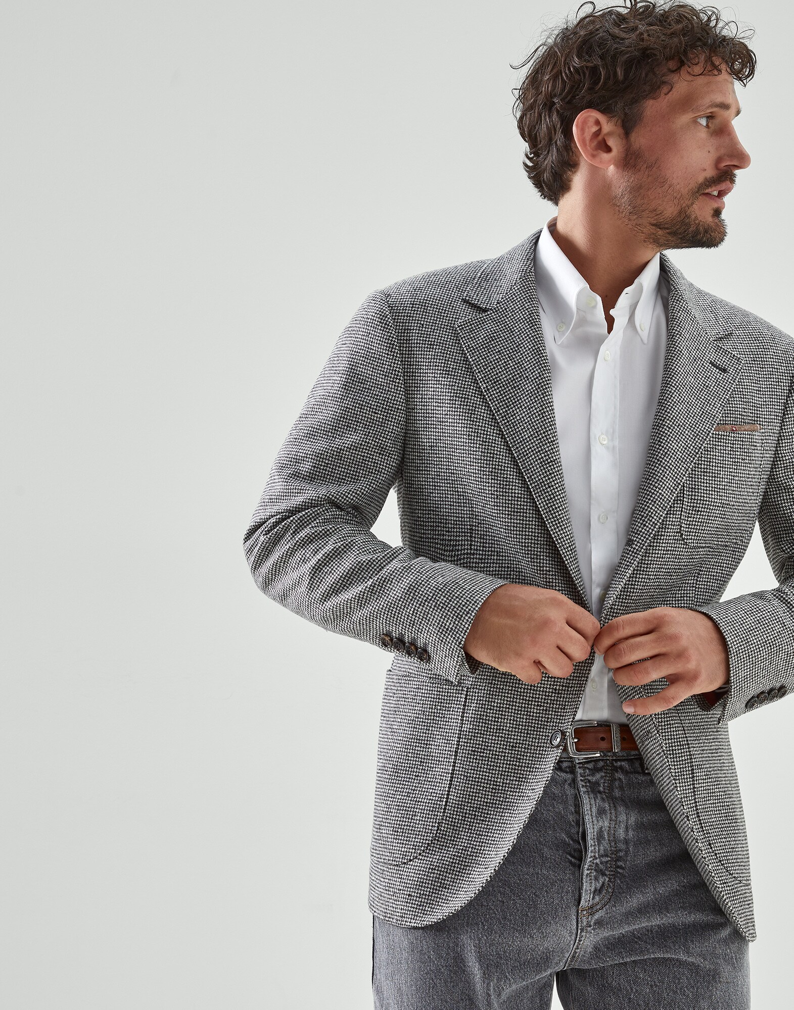 Single Breasted Blazer - Editorial view
