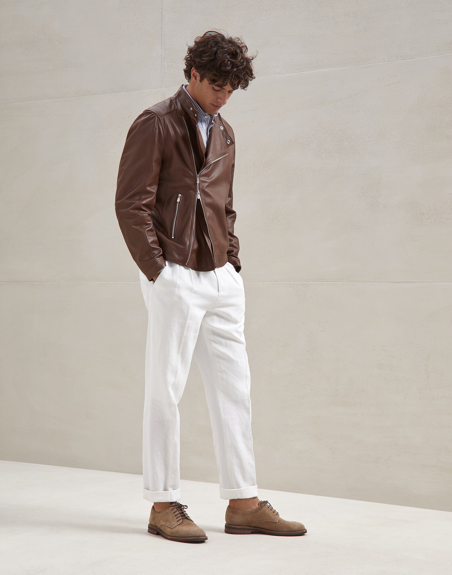Cuir - Vue tenue complète