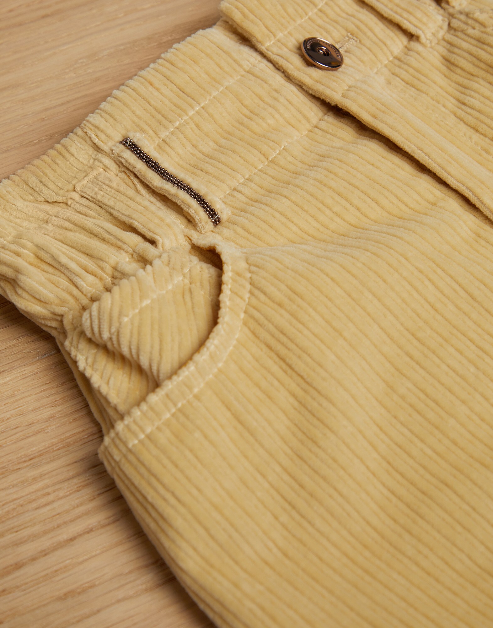 Skirt - Detail view