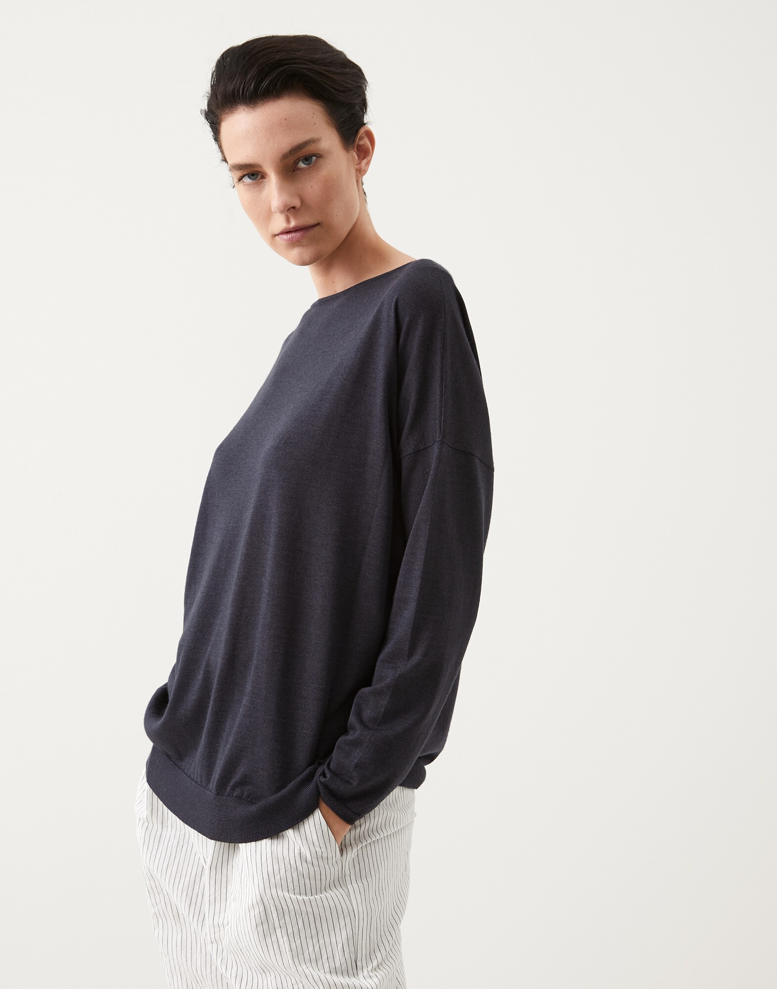 Scoop Neck - Front