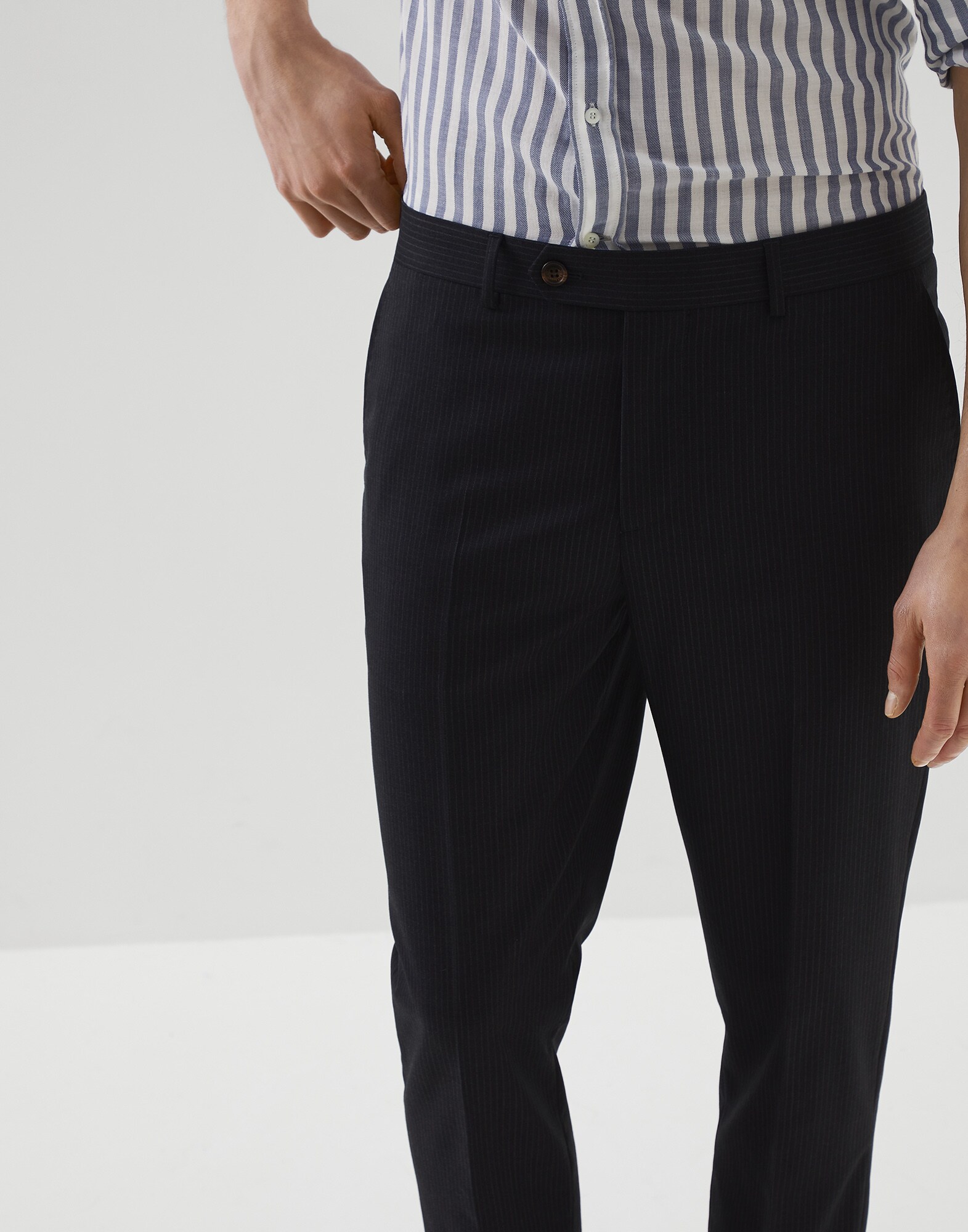 Pants - Detail view