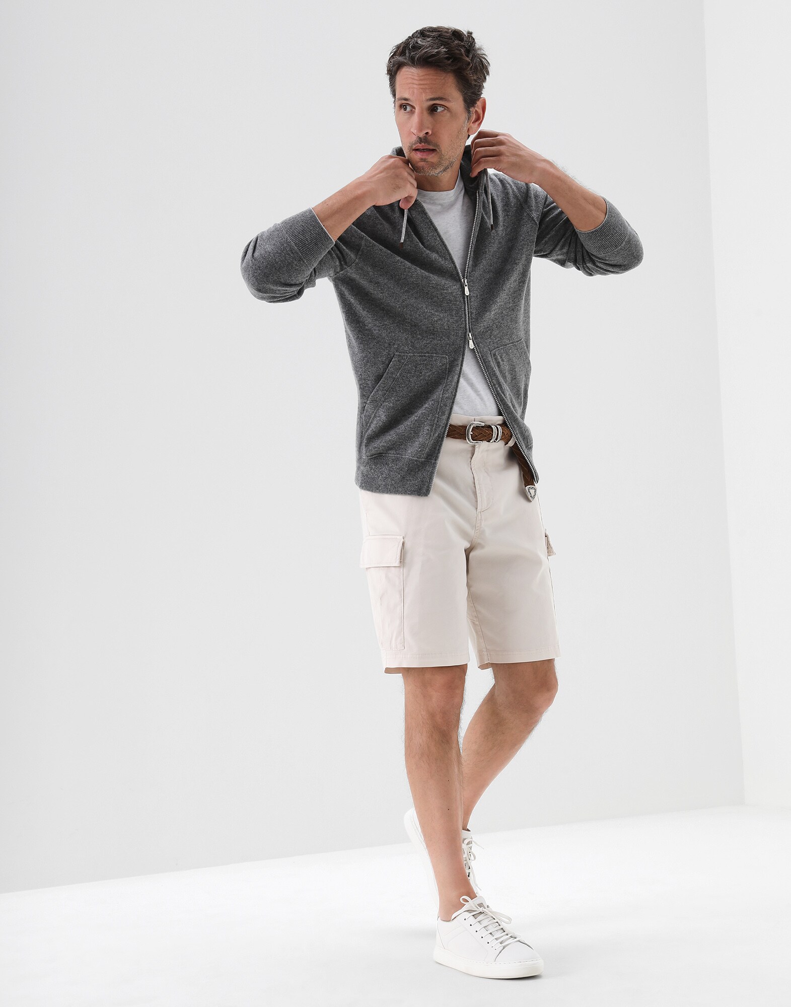 Bermuda Shorts - Full look