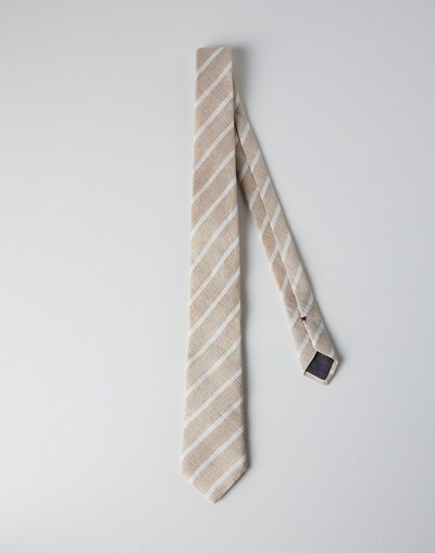 Tie - Front view