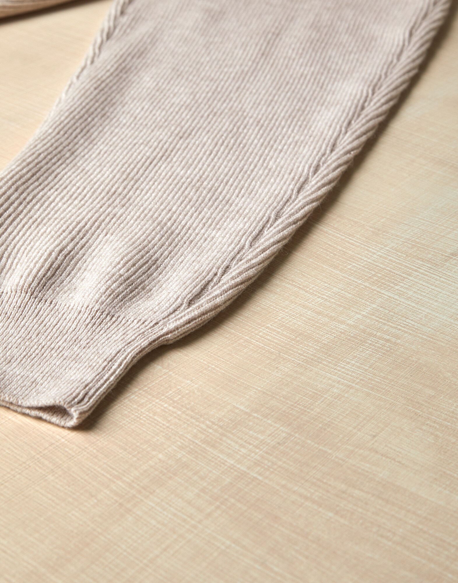 Trousers - Detail