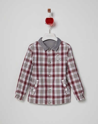 Outerwear - Vista frontal