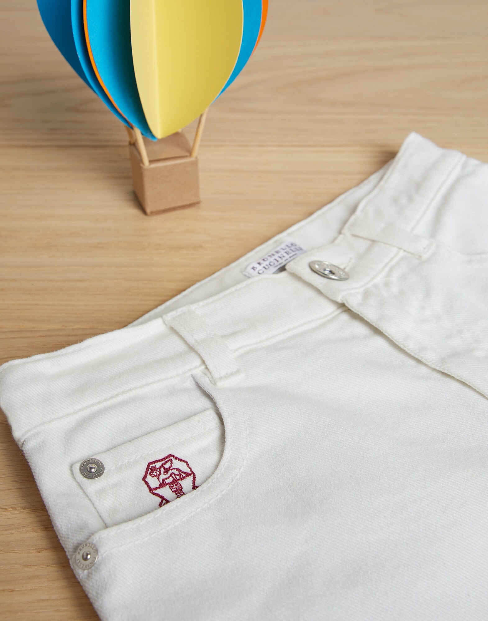 Denim Pants - Detail view