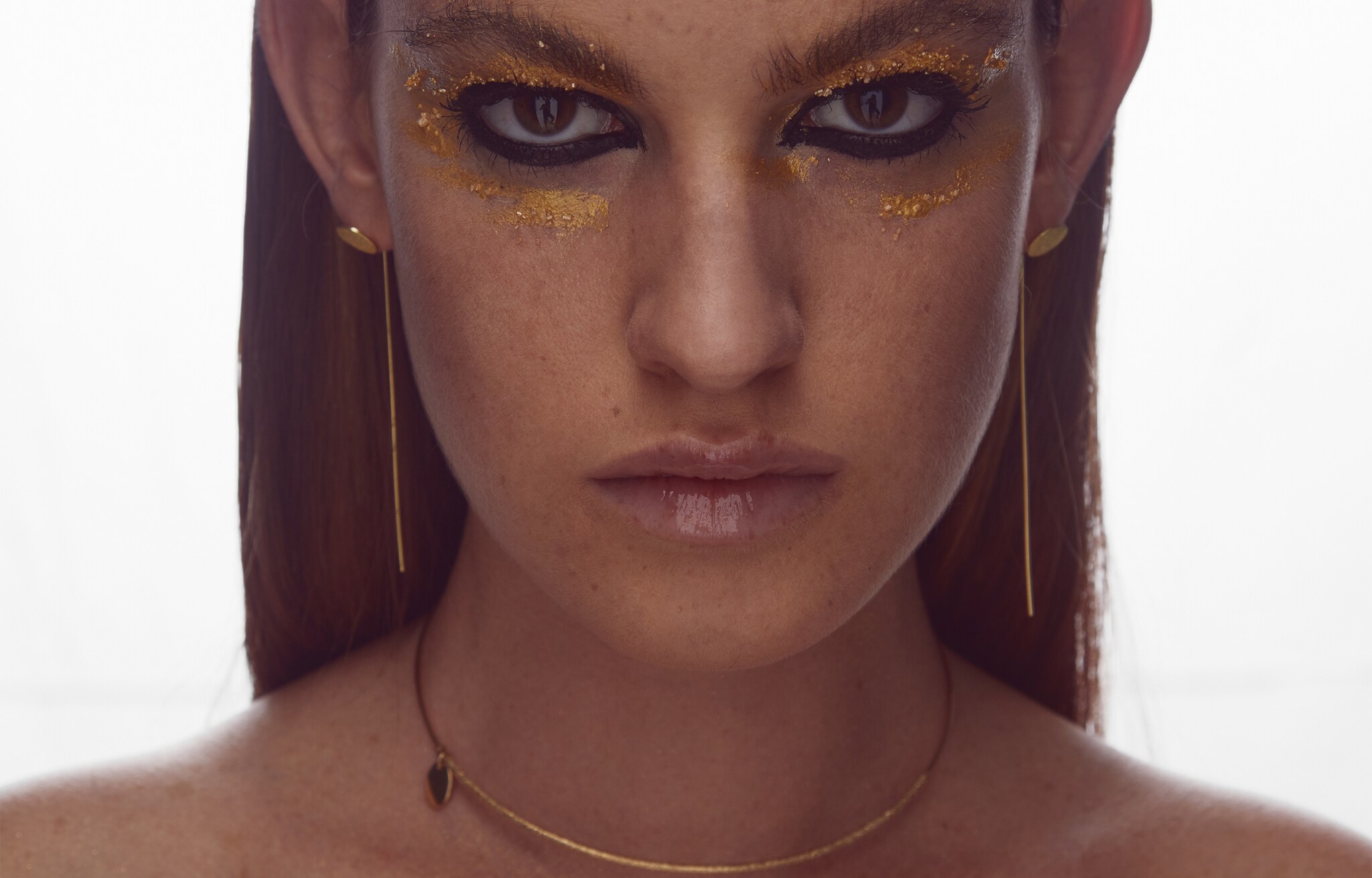 Earrings - Horizontal view