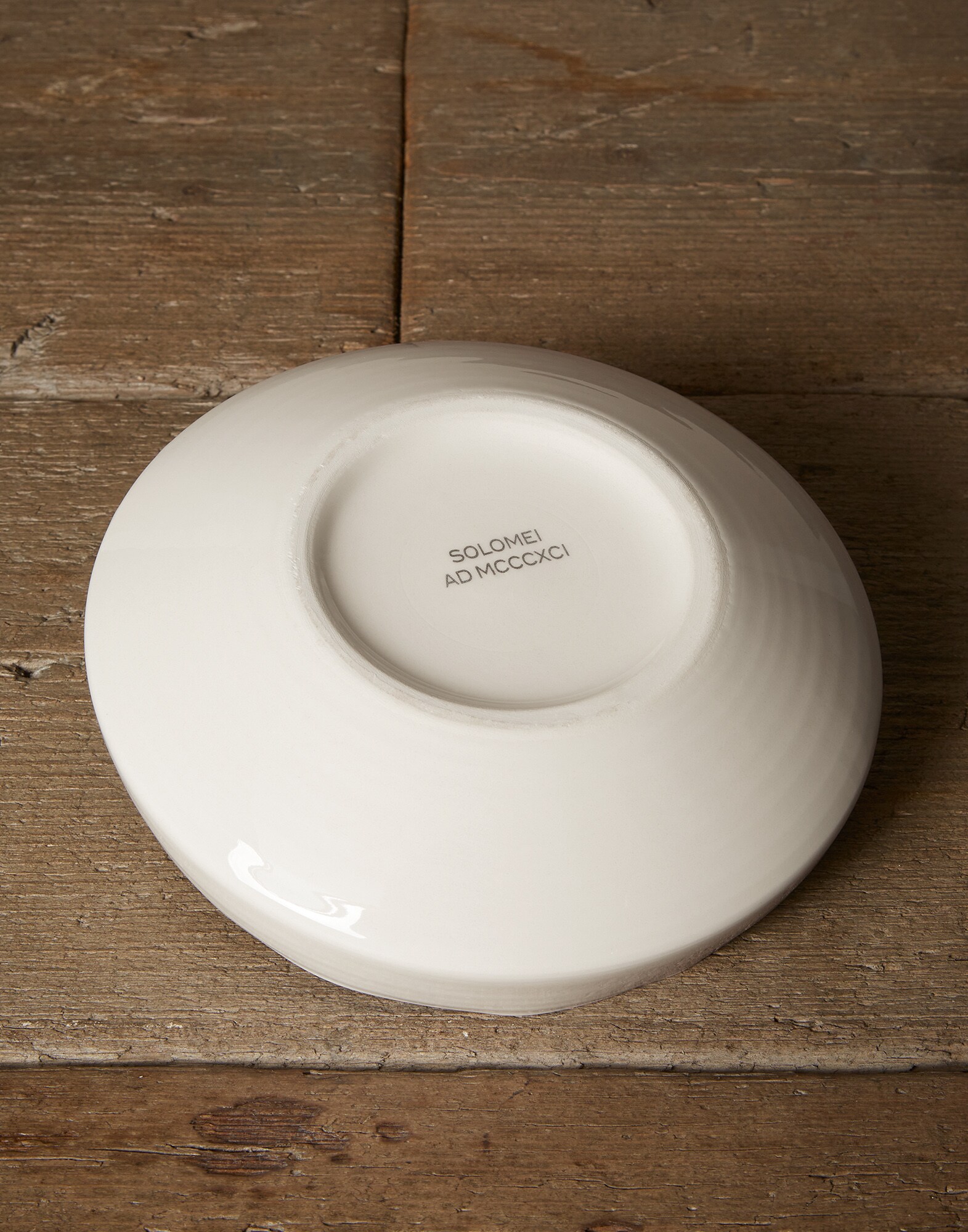 Dinnerware - Detail