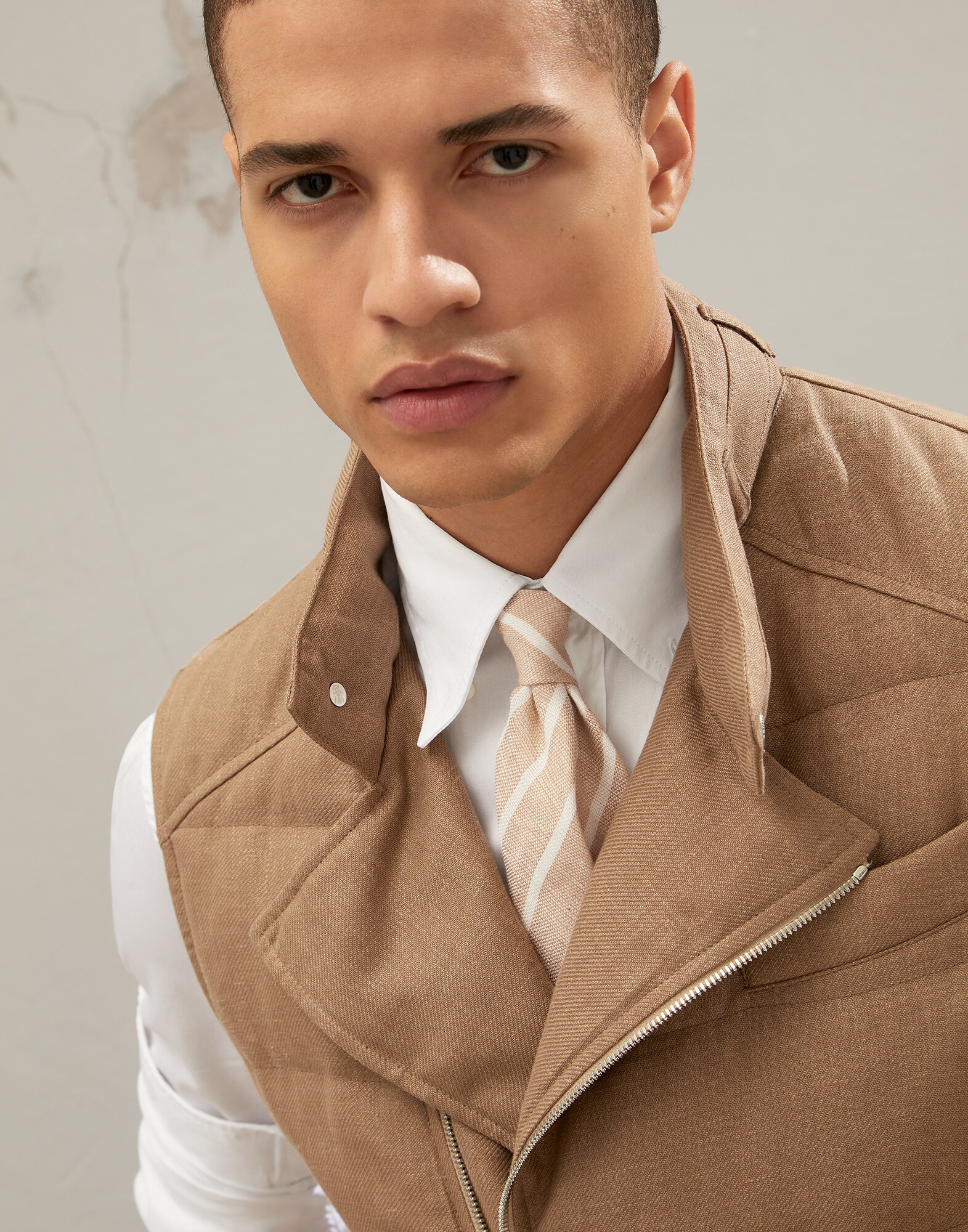Corbata - Editorial