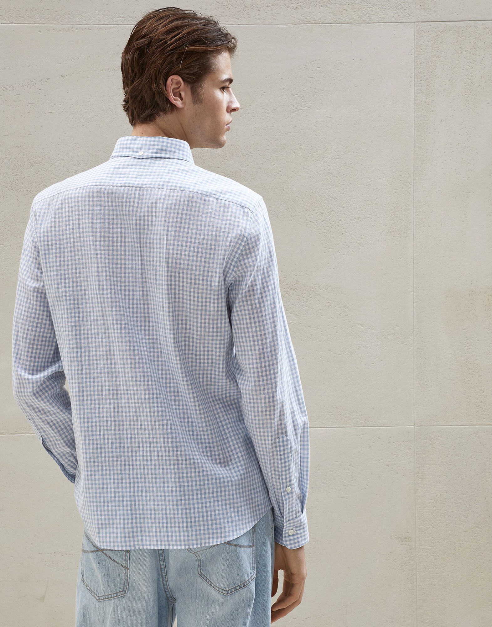 Leisure - Back view