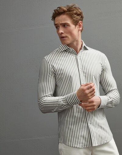 Polo - Vista frontal