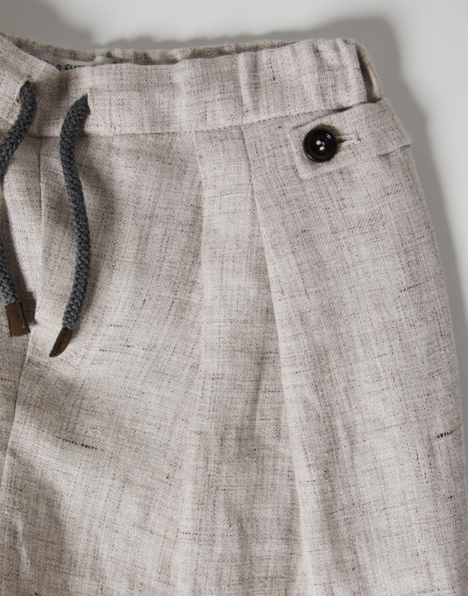 Pants - Detail view