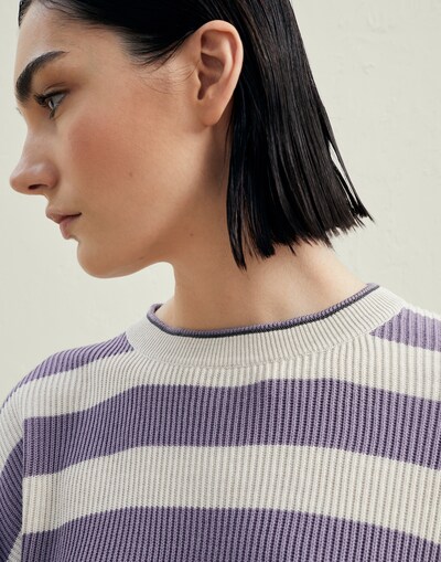 Crewneck - Detail view