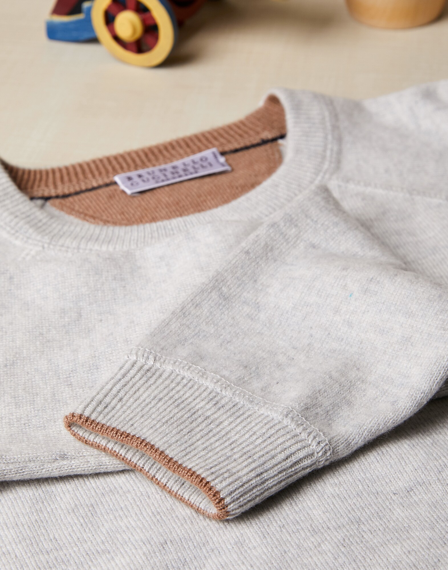 Crewneck Sweater - Detail