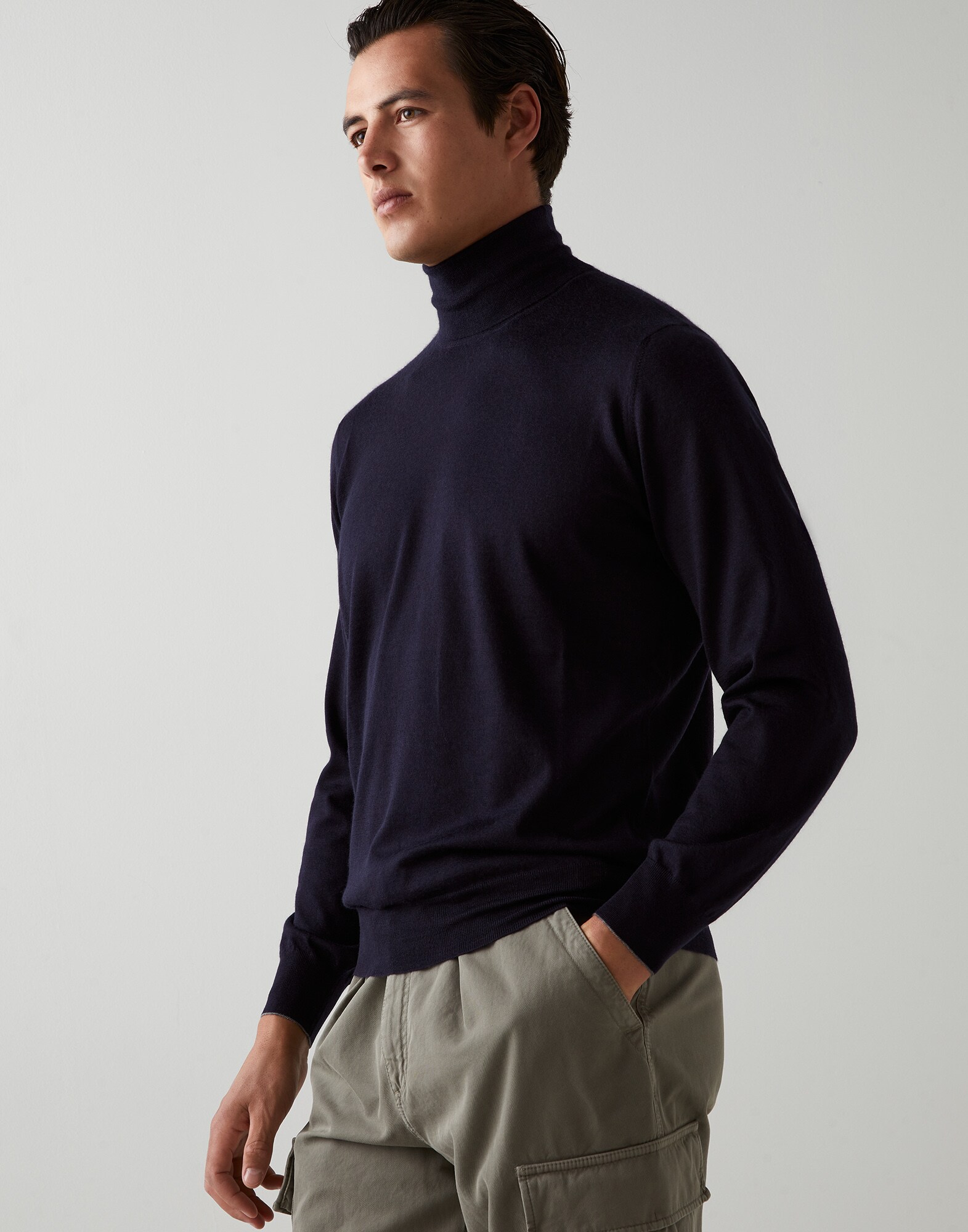 Cuello Alto - Vista frontal