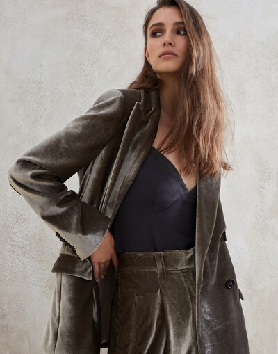 Veste - Vue éditoriale