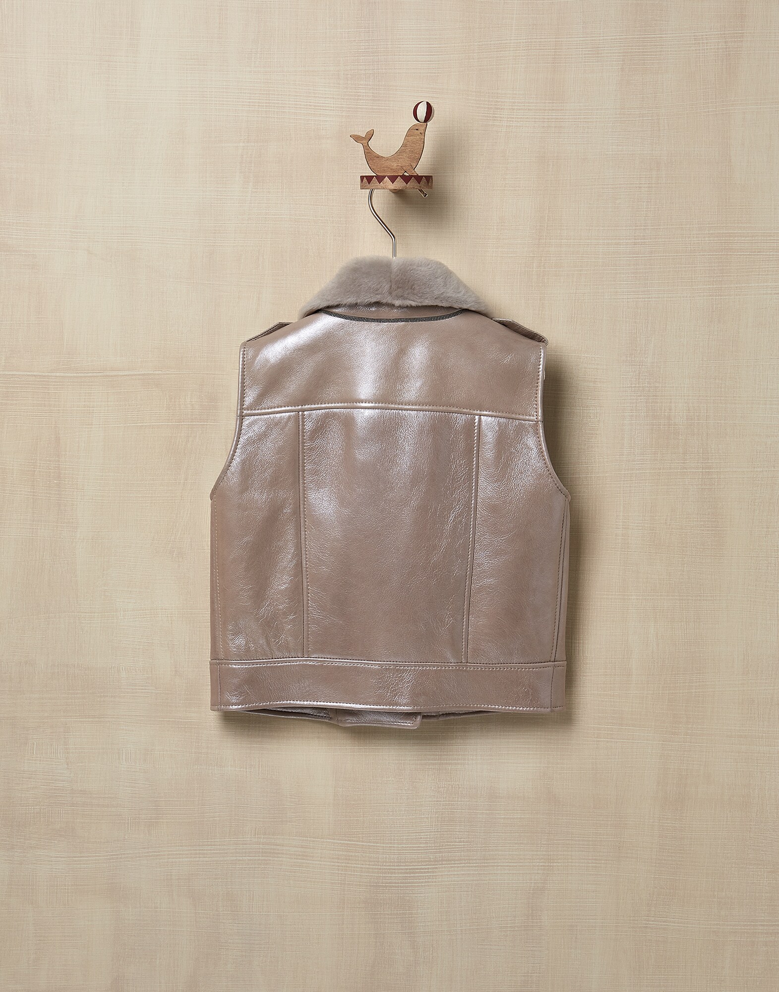 Cuir - Back