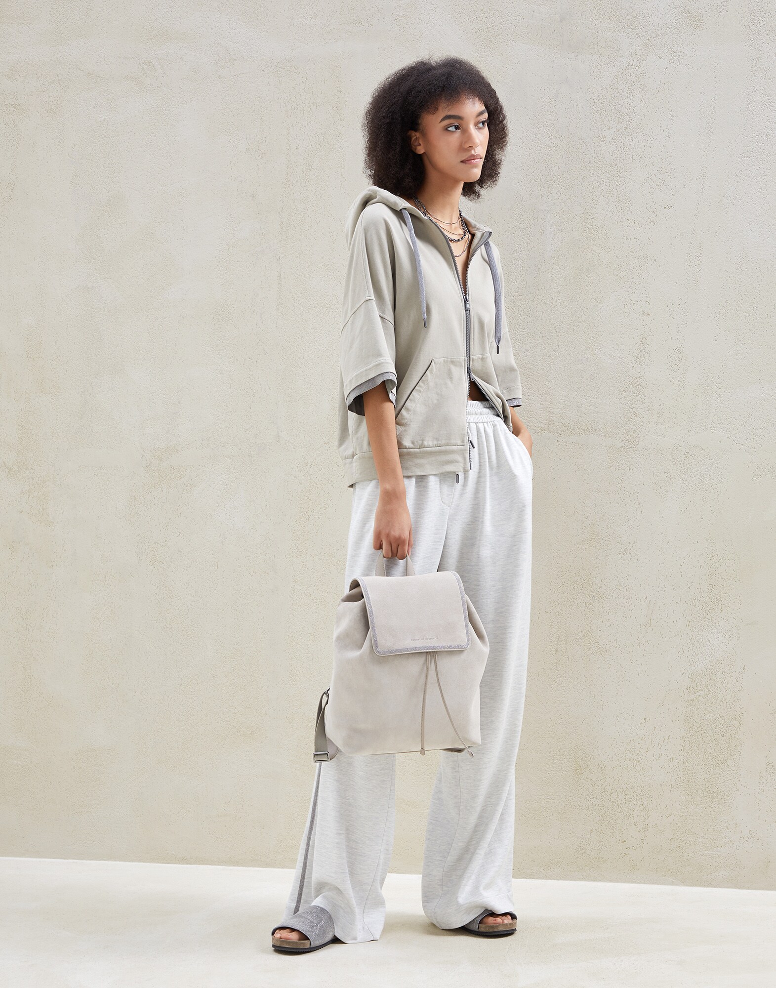 Sweatshirt - Full look