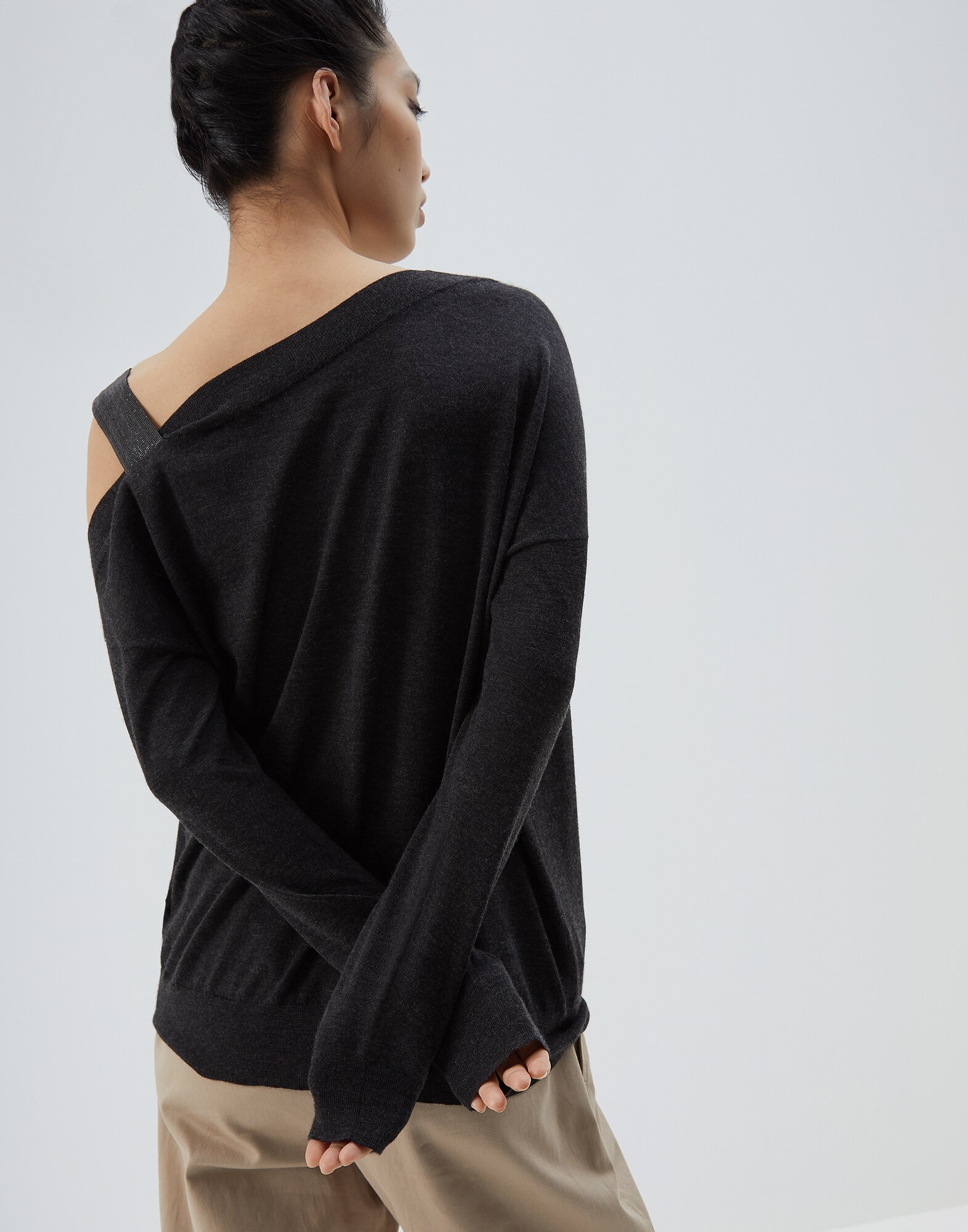 Scoop Neck - Back view