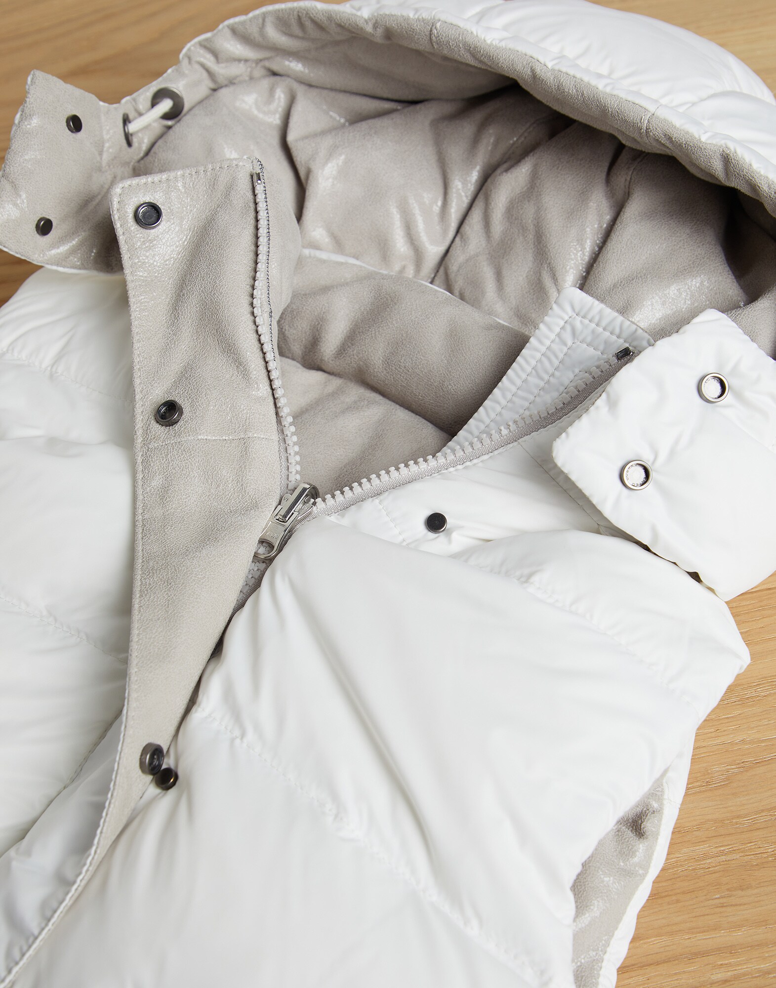 Leather - Detail view