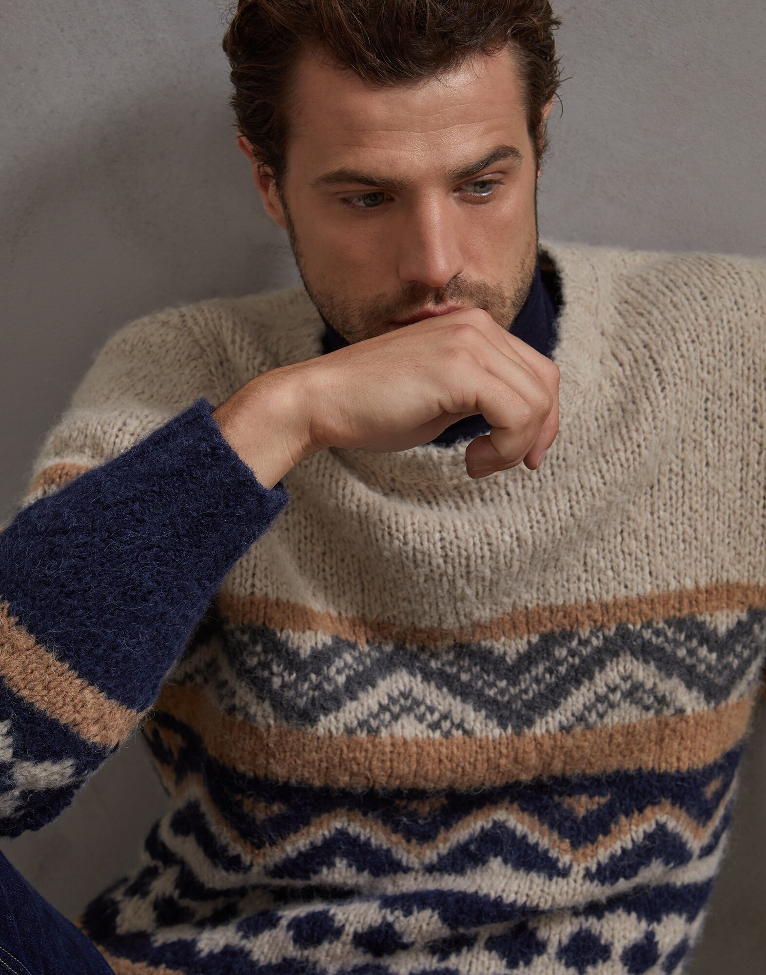 Crewneck Sweater - Detail