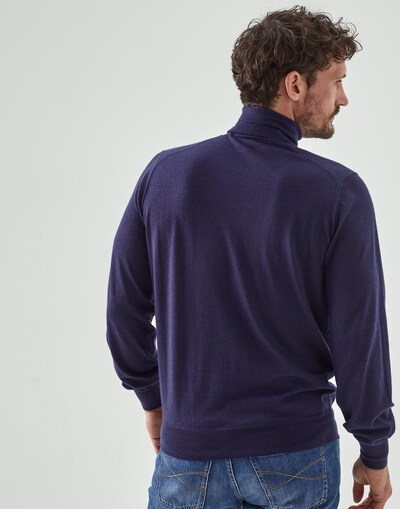 Turtleneck - Back view