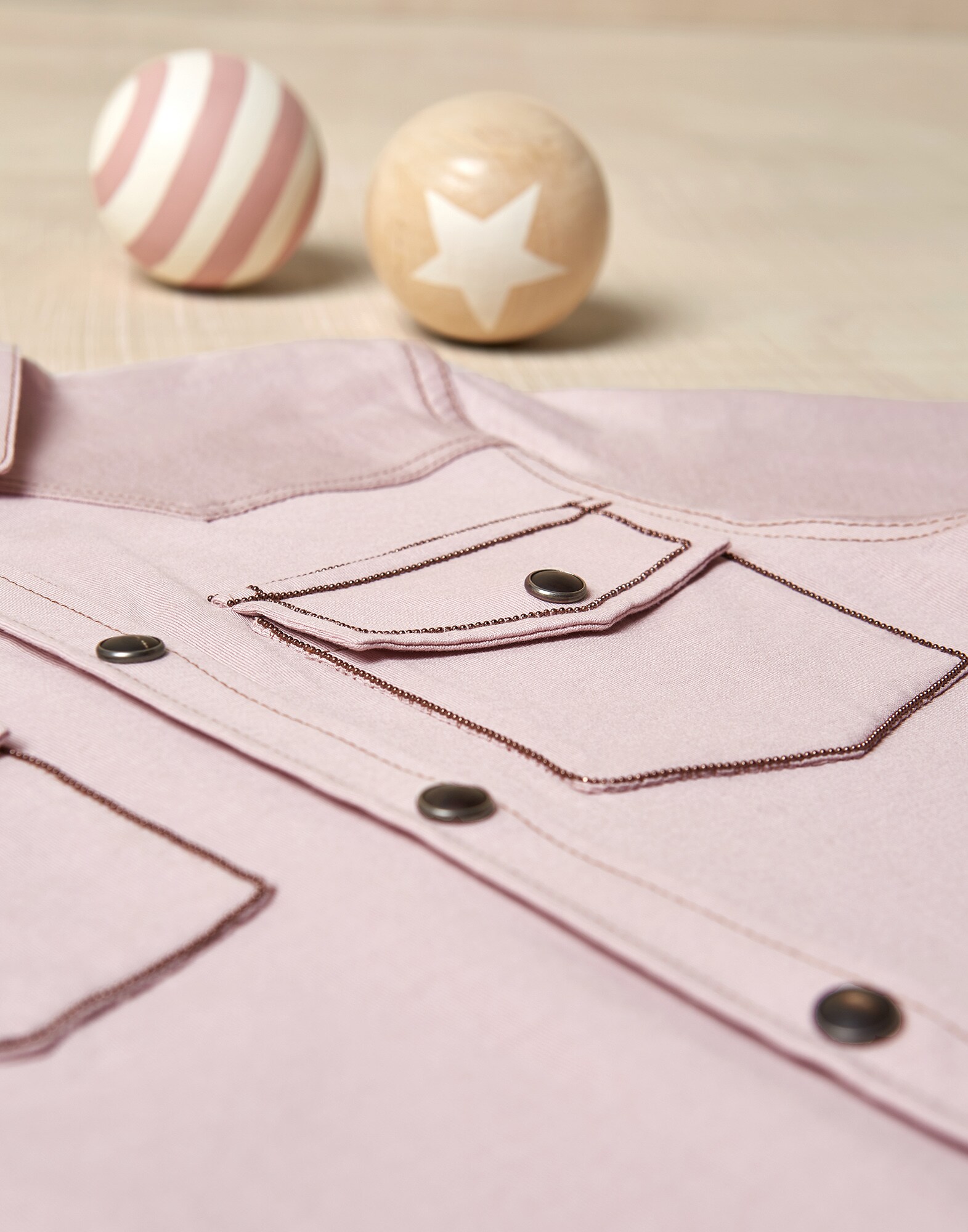 Shirt - Detail