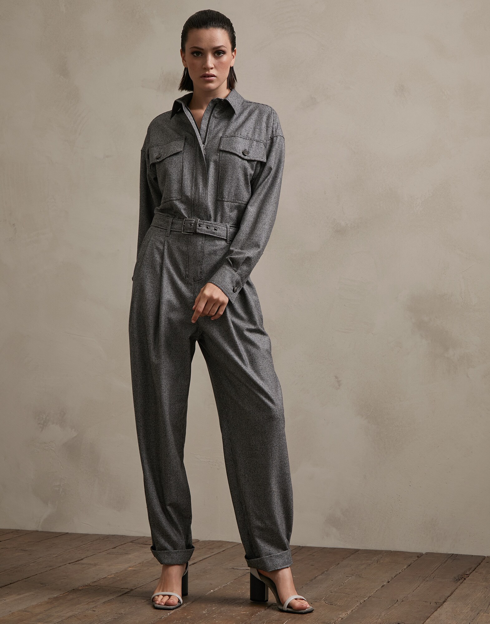Mono - Front