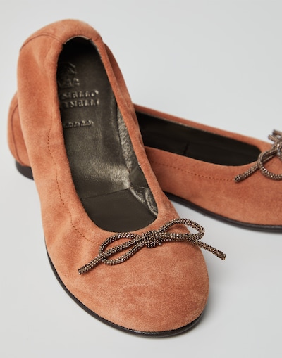 Flat Shoes - Detail view