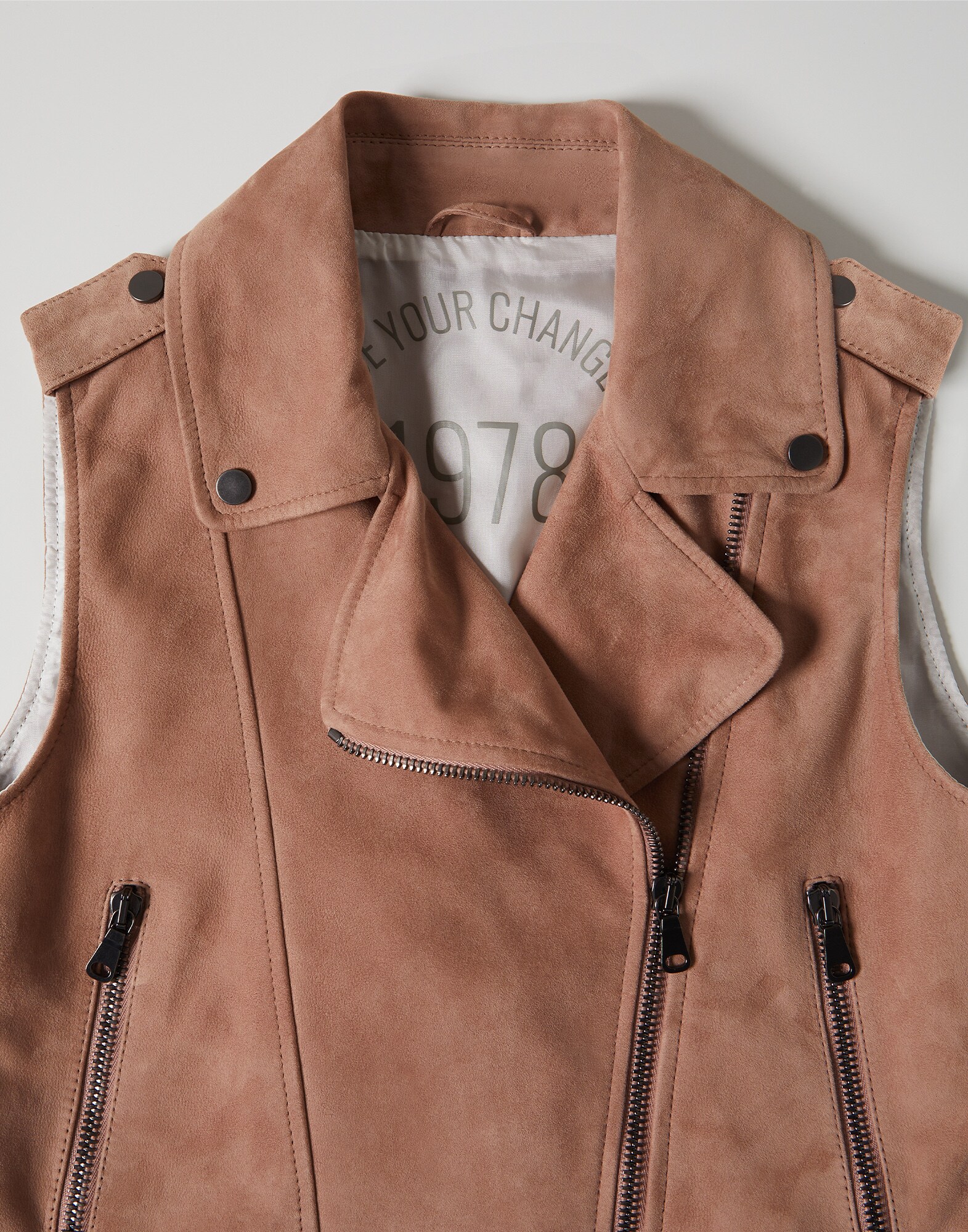 Leather - Detail view