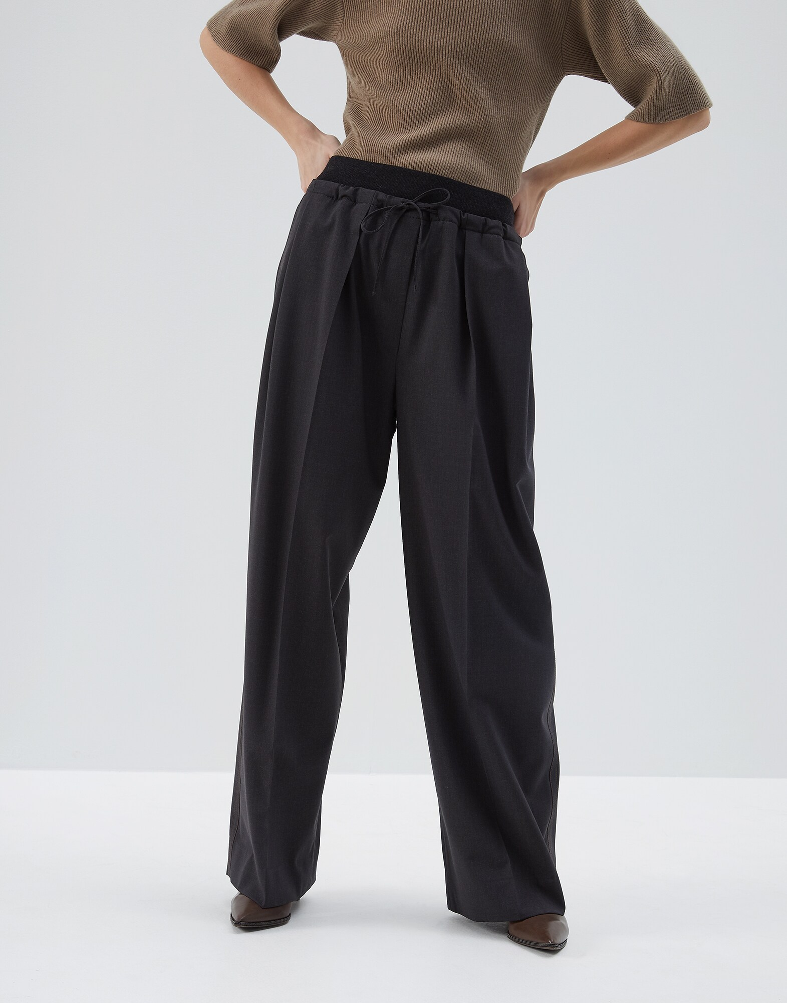 Wide trousers