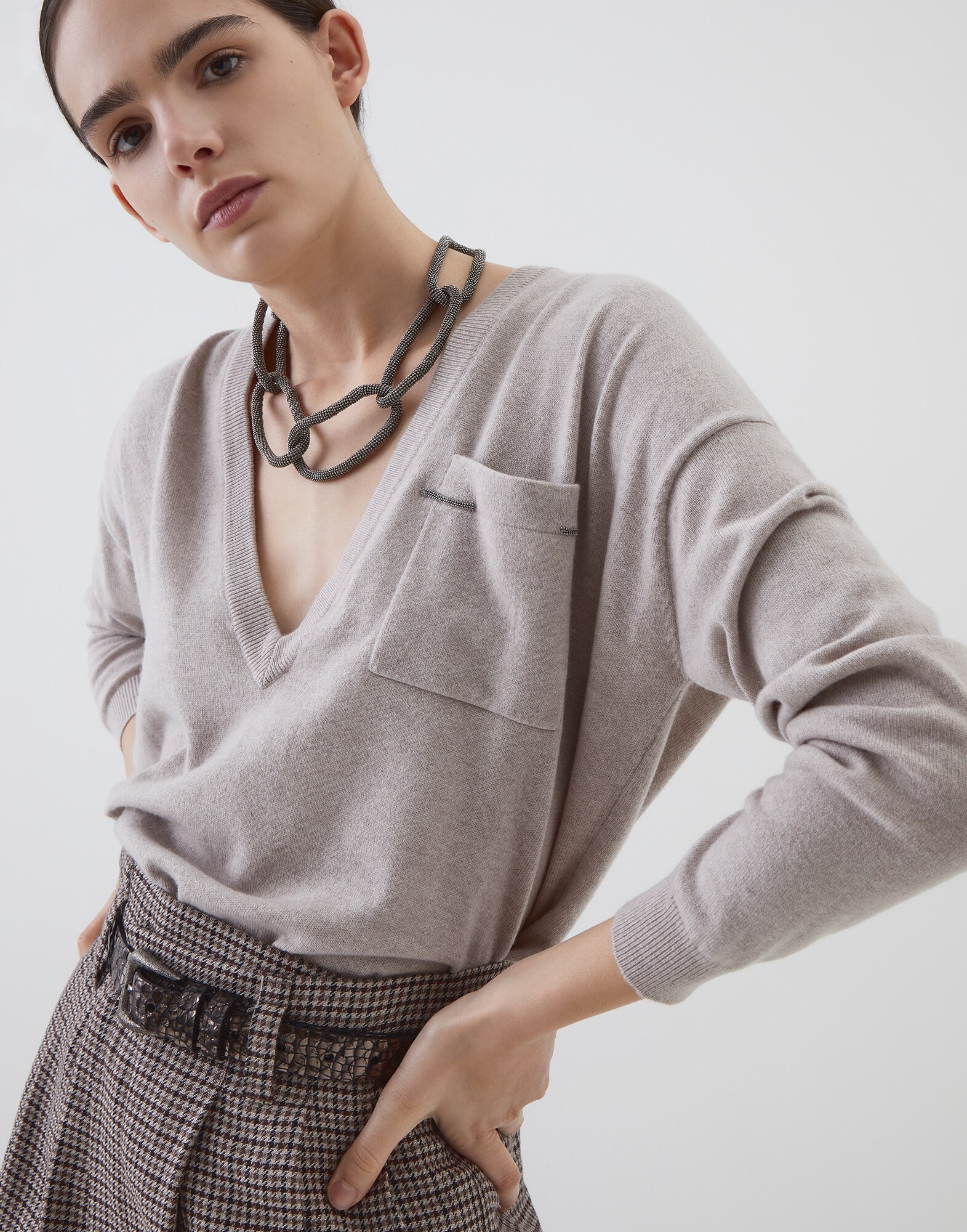V-neck Sweater - Editorial