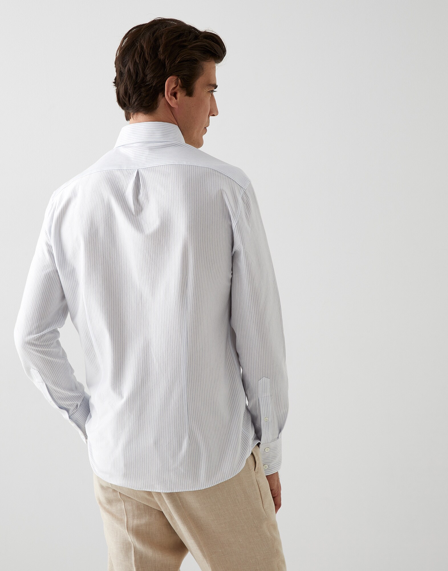 Slim - Back view