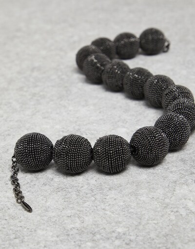 Necklace - Detail view