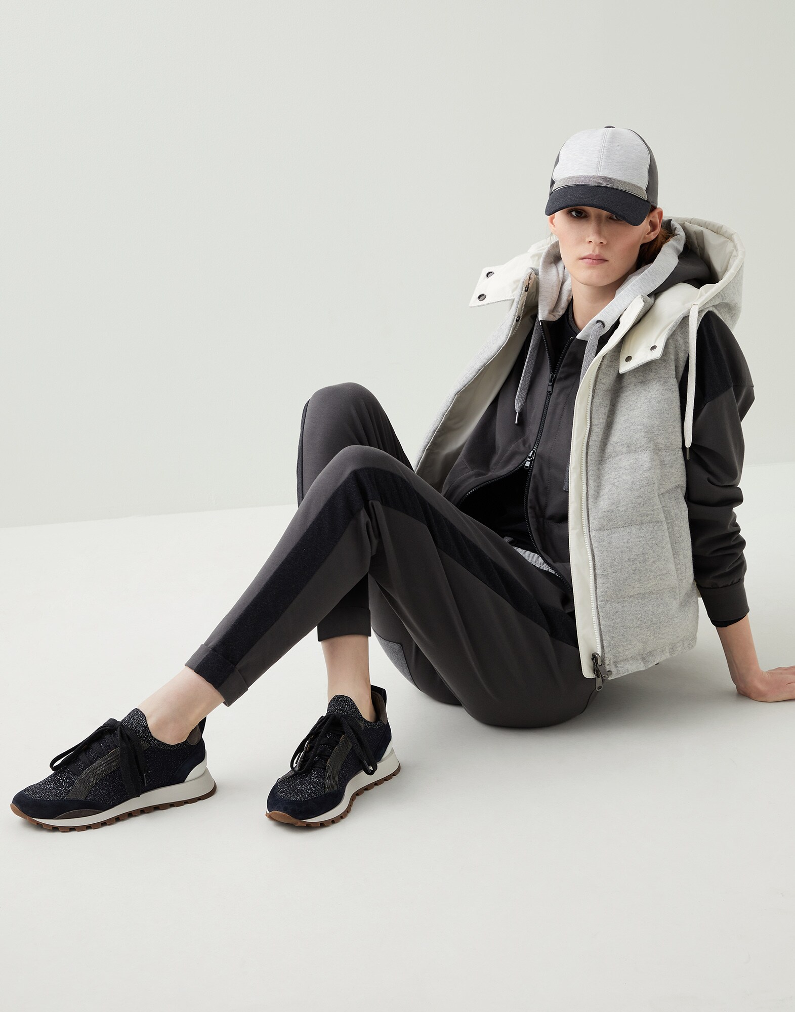 Knit - Editorial view