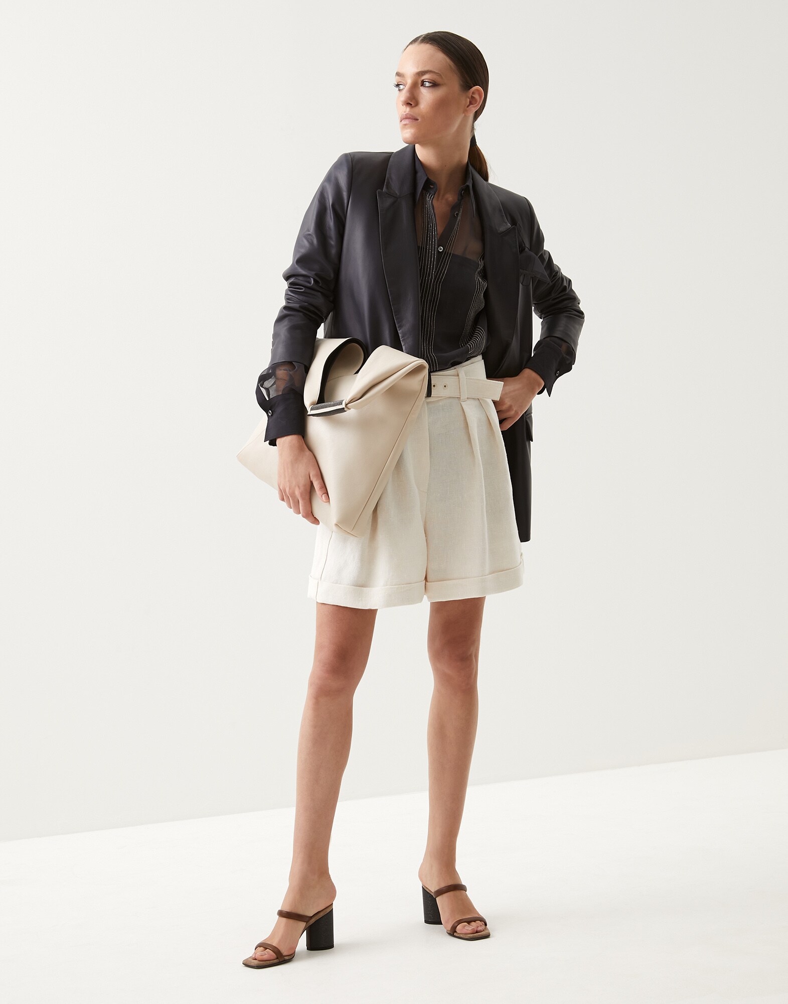 Shorts - Full look