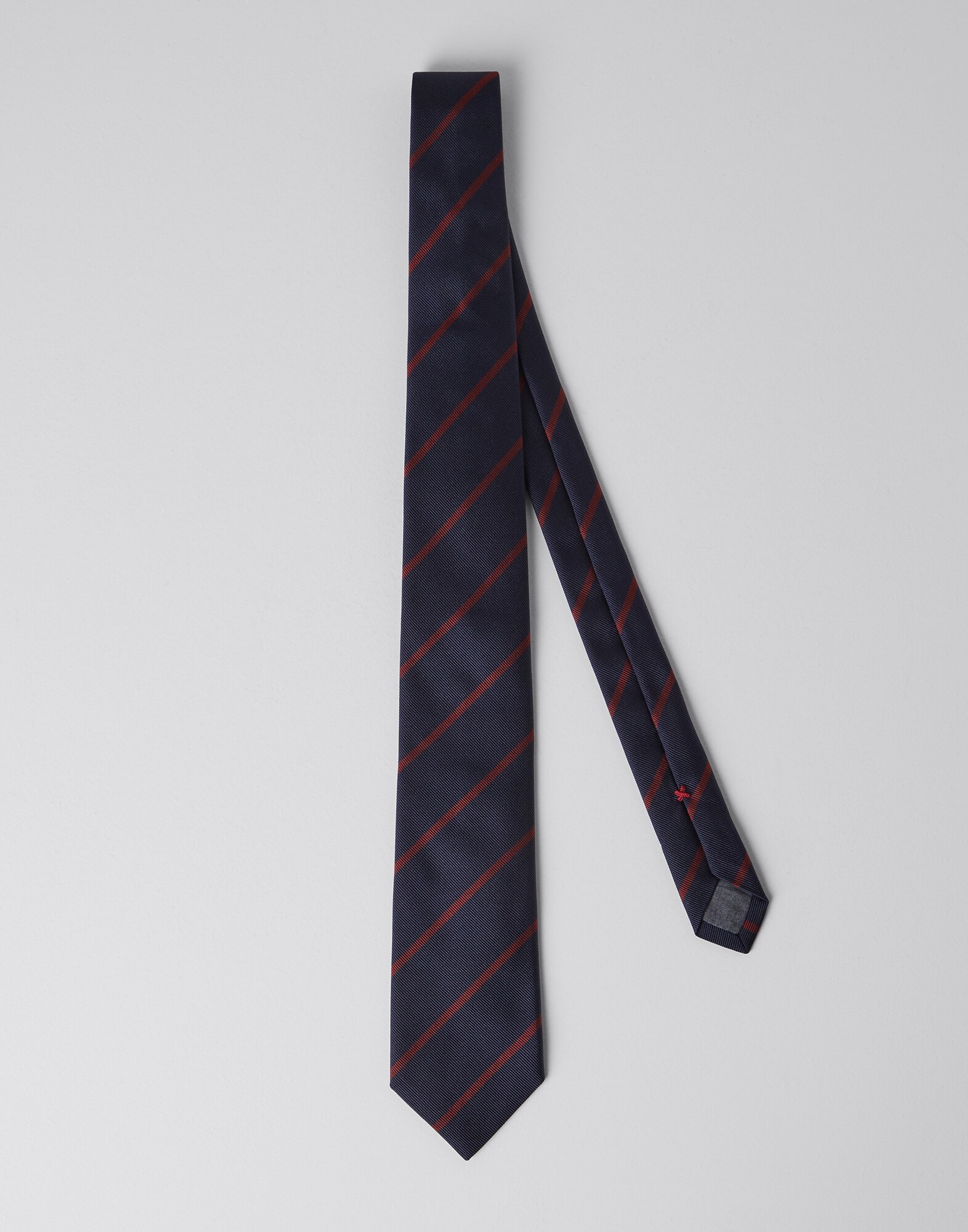 Corbata en sarga de seda a rayas