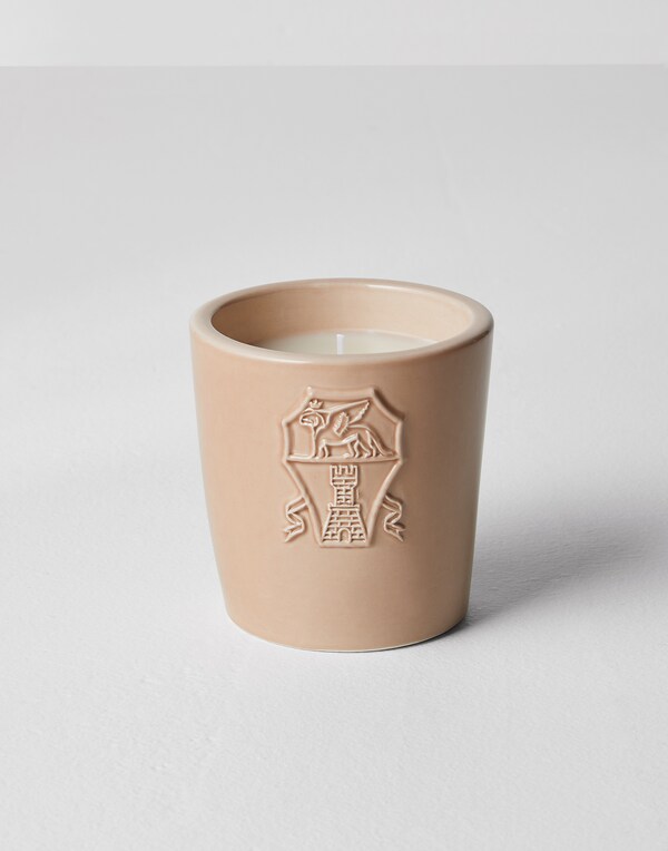 Scented candle Light Brown Lifestyle - Brunello Cucinelli 