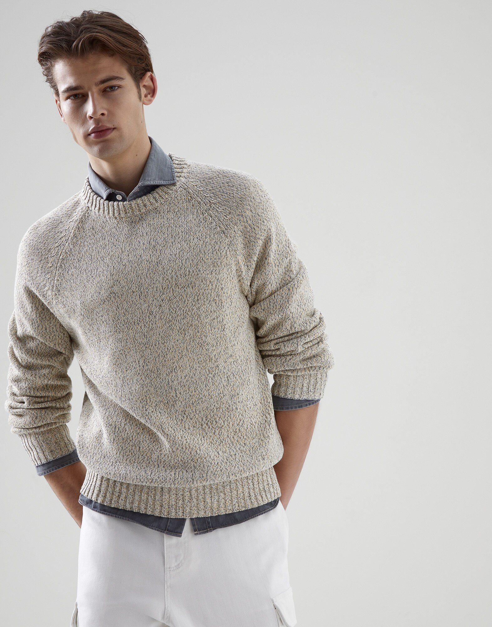 Crewneck - Editorial view