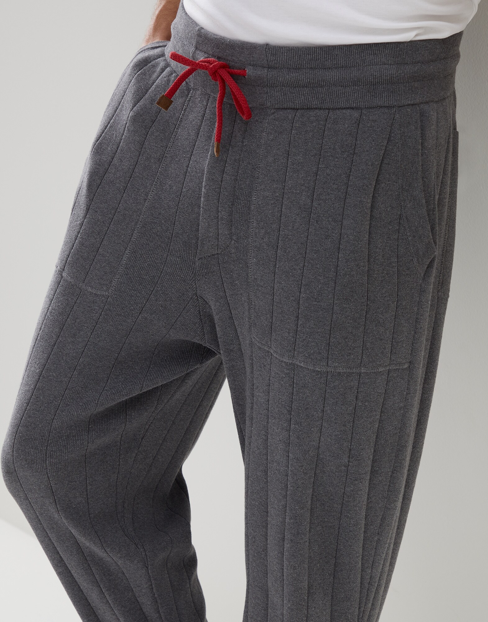 Sweatpants - Detail view