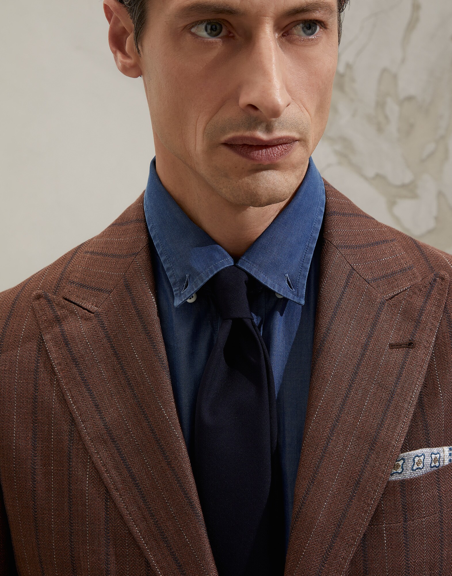 Tie - Editorial