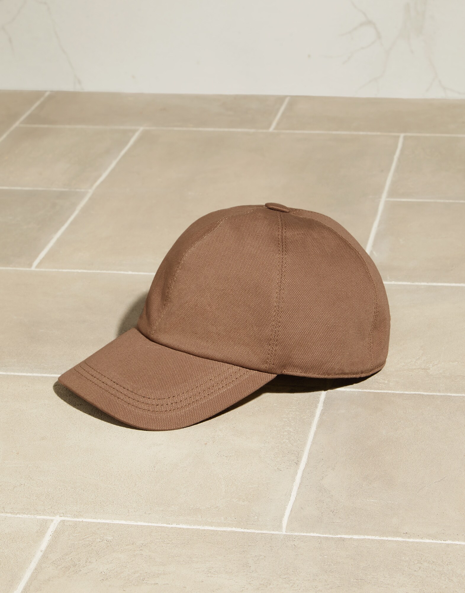 Chapeau - Front