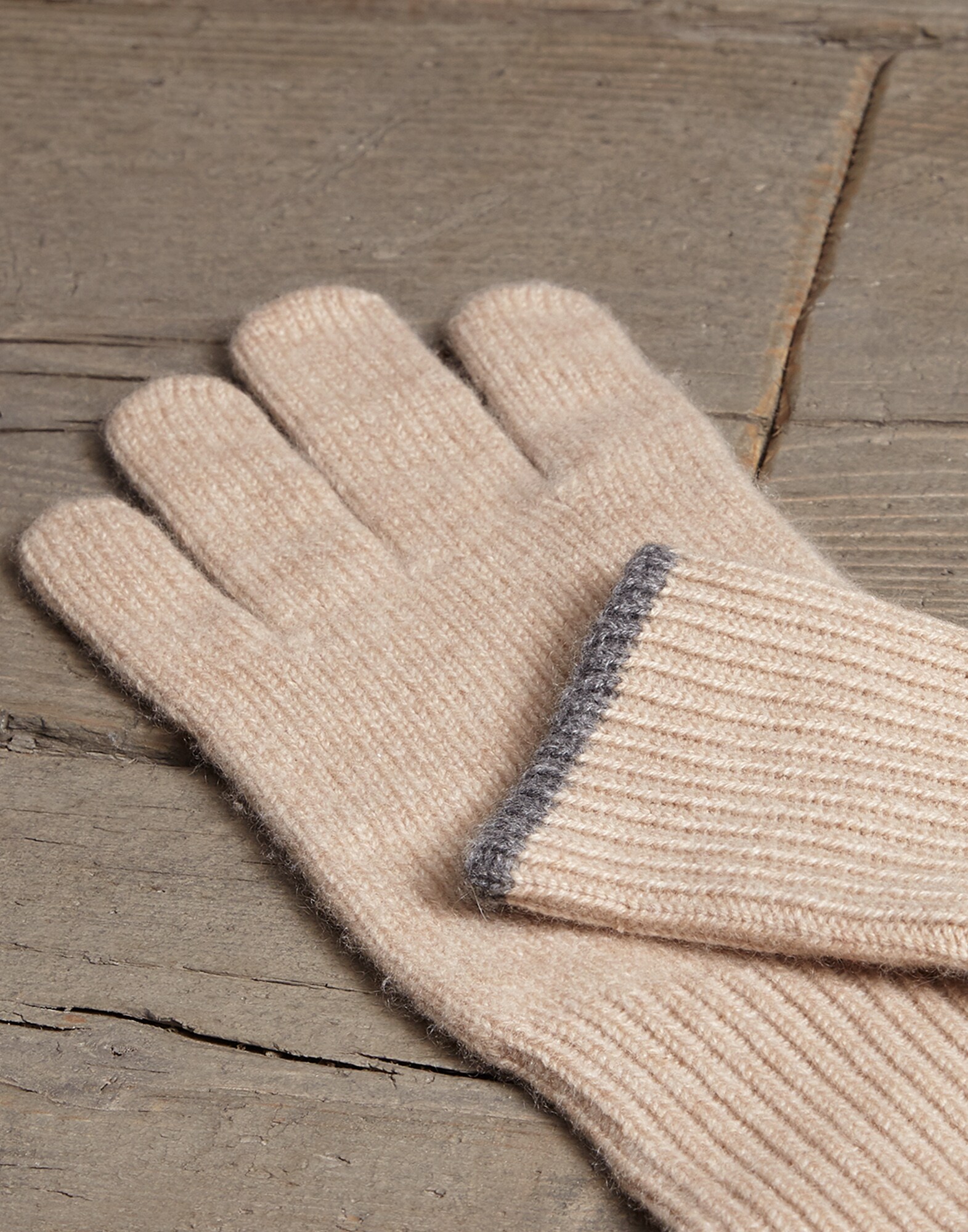 Gloves - Back